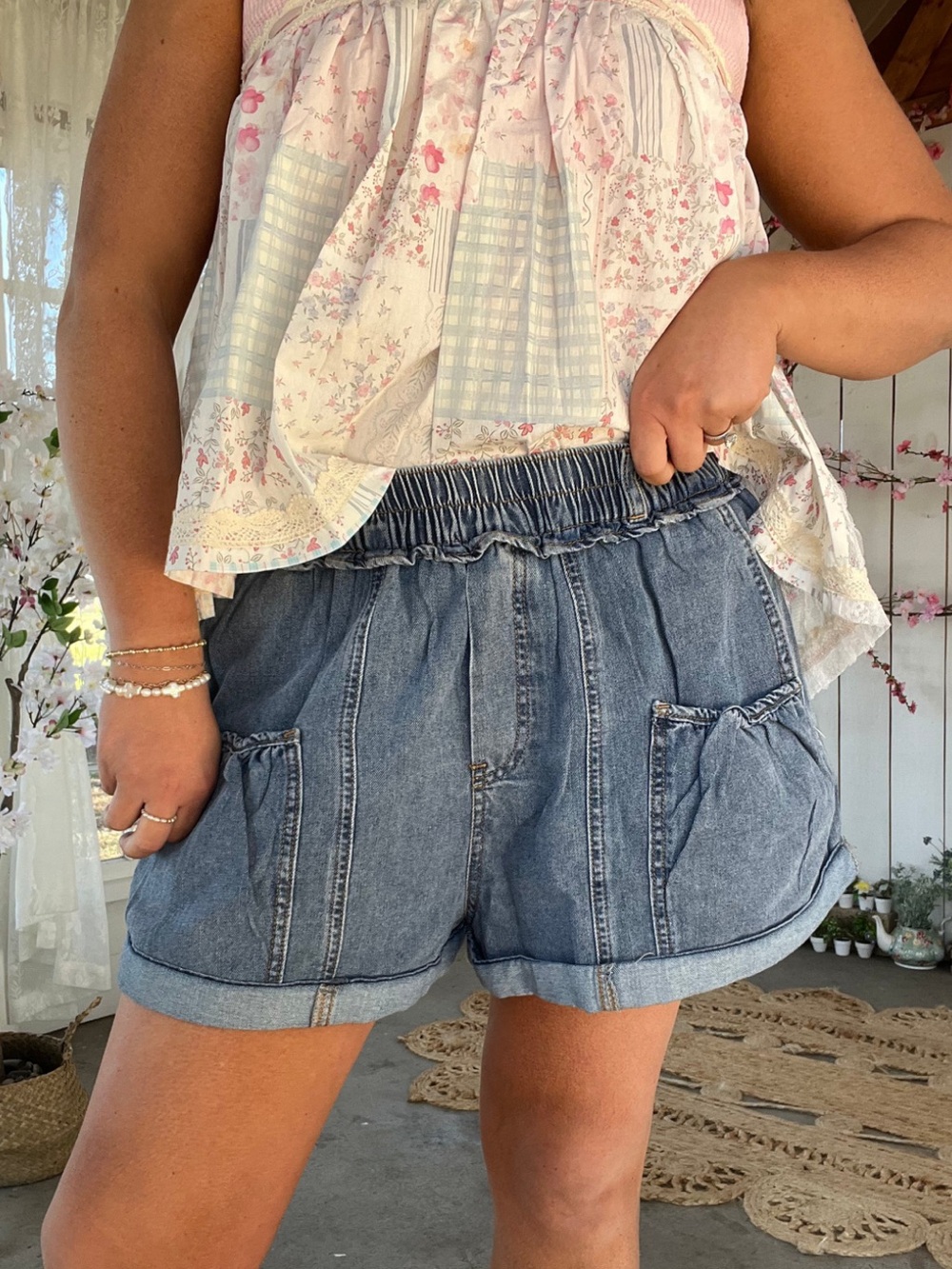 MISS LOVE denim shorts